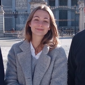 Adèle - Prof d'aide aux devoirs - Saint-Étienne-de-Montluc