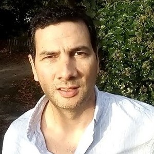 Julien - Prof de marketing - Nantes