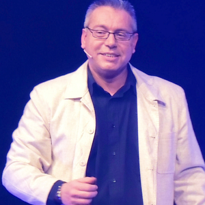 Pierre Olivier - Prof de magie - Coudekerque-Branche