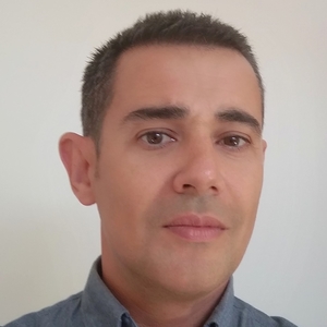 Gabriel Domínguez - Prof de lecture - Santiago de Compostela