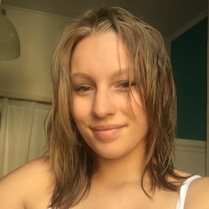 Enola - Prof de maths - Montpellier
