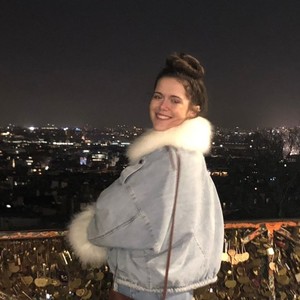 Cecile - Prof de français - Vanves