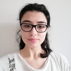 Léa - Prof de maths - Toulon