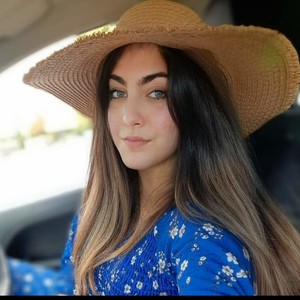Angélina - Prof de maths - Rocbaron