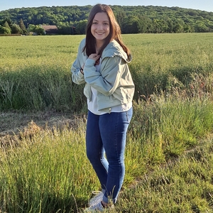 Célia - Prof de maths - Mézy-sur-Seine