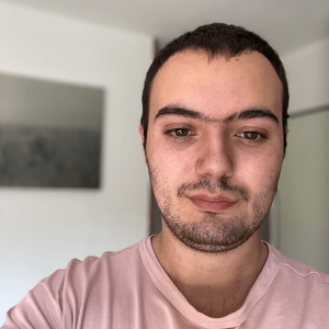Theo - Prof d'initiation informatique - Vétrigne