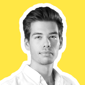 Adrian - Prof de marketing digital - Paris