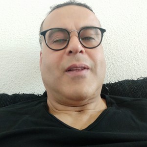 Abdellatif - Prof de maths - Vaulx-en-Velin