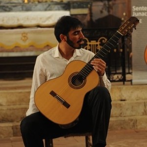 Karen - Prof de guitare - Montluçon