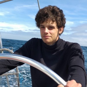 Yohann - Prof d'histoire - géo - Paris
