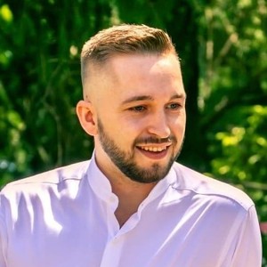 Alexis - Prof de langages informatiques - Lille