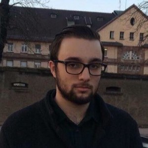 Romain - Prof d'initiation informatique - Ostwald