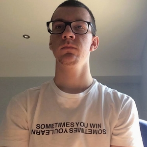 Michael - Prof de physique - chimie - Marseille 2e