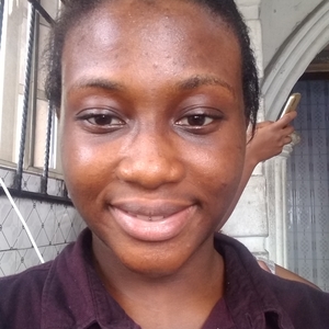 Laura - Prof de lecture - Warri
