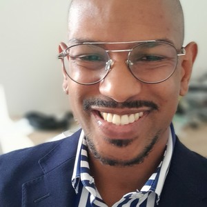 David - Prof de maquillage - Le Raincy