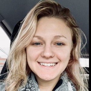 Elouise - Prof de fle - français langue étrangère - Charlotte