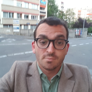 Pedro - Prof de maths - Lyon