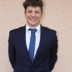 Julien - Prof de maths - Trévoux