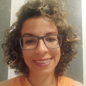 Nawal - Prof de français - Ligné