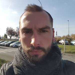 Julien - Prof de physique - chimie - Crèvecoeur-le-Grand