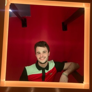 Victor - Prof d'aide aux devoirs - Santes