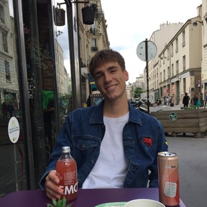 Thomas - Prof d'anglais - Boissy-sous-Saint-Yon