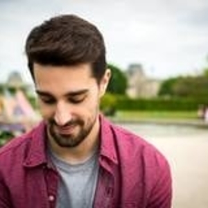 Simon - Prof de portugais - Paris