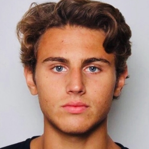 Julien - Prof de français - Paris