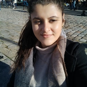 Houda - Prof de français - La Rochelle
