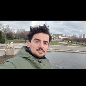Hocine - Prof de maths - Montpellier