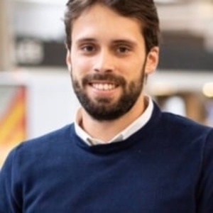 Gary - Prof d'initiation informatique - Puteaux