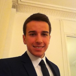 Bastien - Prof d'économie - Paris