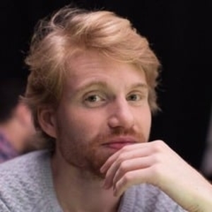 Axel - Prof de droit public - Paris