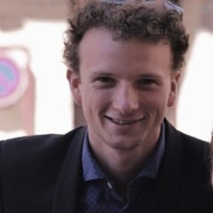 Adrien - Prof de préparation concours sciences po - Paris