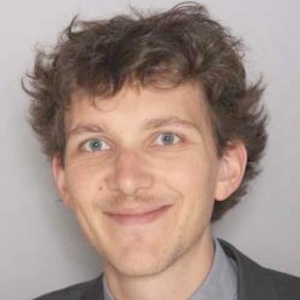 THOMAS - Prof d'histoire - Lyon