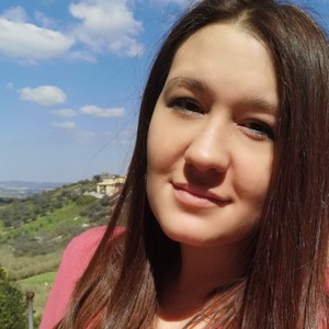 Giulia - Prof de chimie - Monterotondo