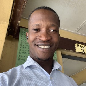 Monsieur - Prof de fle - français langue étrangère - Lagos