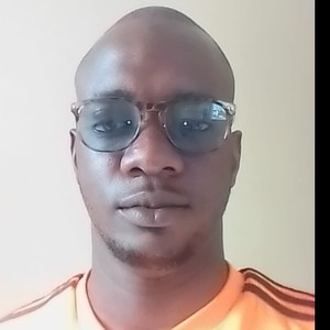 Thiendou - Prof d'initiation informatique - Dakar