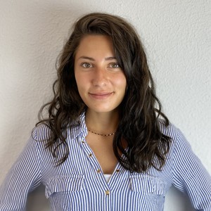 Maëva - Prof de marketing - Le Cannet