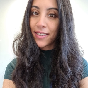 Syrine - Prof de maths - Paris