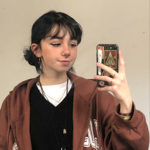 Chloë - Prof d'aide aux devoirs - Saint-Étienne