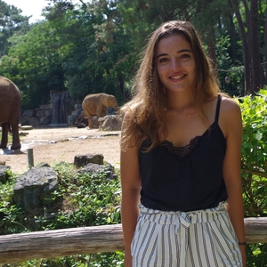 Eva - Prof de biologie - Lille
