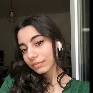 Chiara - Prof d'aide aux devoirs - Les Artigues-de-Lussac