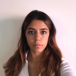 Célia - Prof de maths - Paris