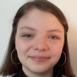 Clara - Prof de maths - Dijon