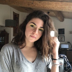 Nina - Prof de SVT - Aubagne