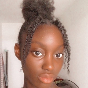 Cassidy - Prof de couture - Toulouse
