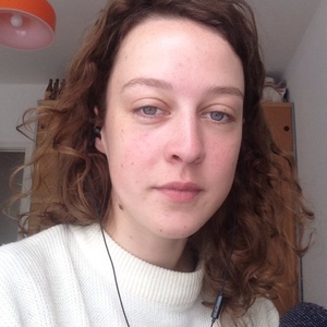 Justine - Prof de maths - Forest