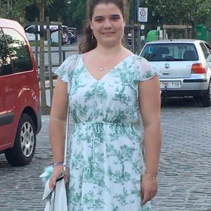 Clara - Prof de chimie - Overijse