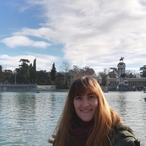 Elena - Prof de physique - chimie - Algemesí